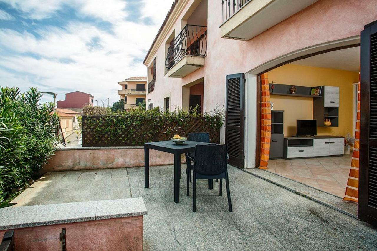 Apartamento Bilocale Via Umbria Santa Teresa Gallura Exterior foto